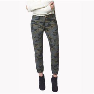 Veronica Beard 'Field Cargo'Camouflage Pants green tones size 6 NWT